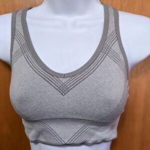 New Balance Women Light Gray Seamless Athletic Sports Bra Strappy Back S M